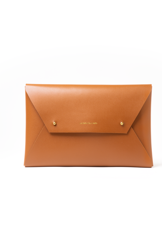 pouch nail 