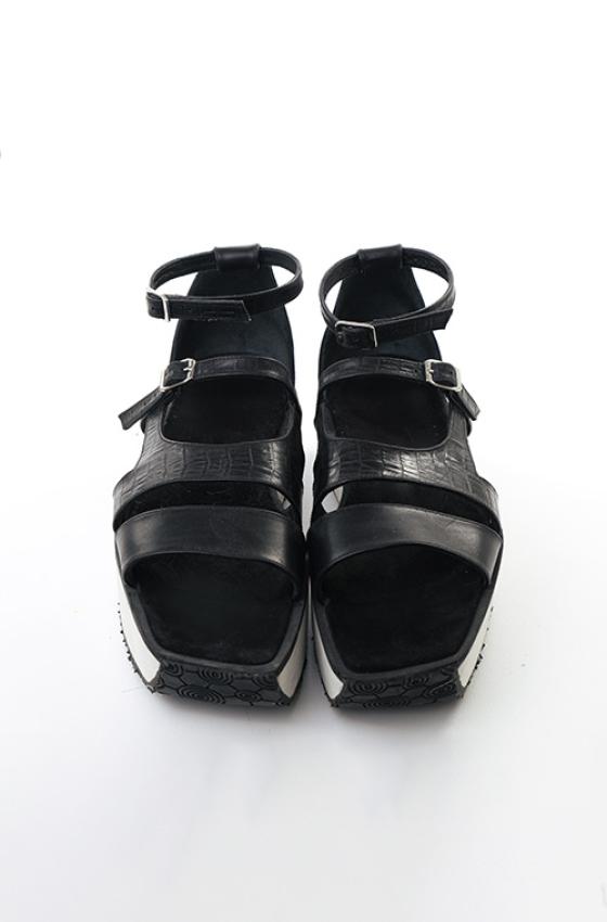 THE PLATFORM SANDAL